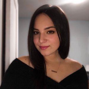 Meet your Posher, Lejla